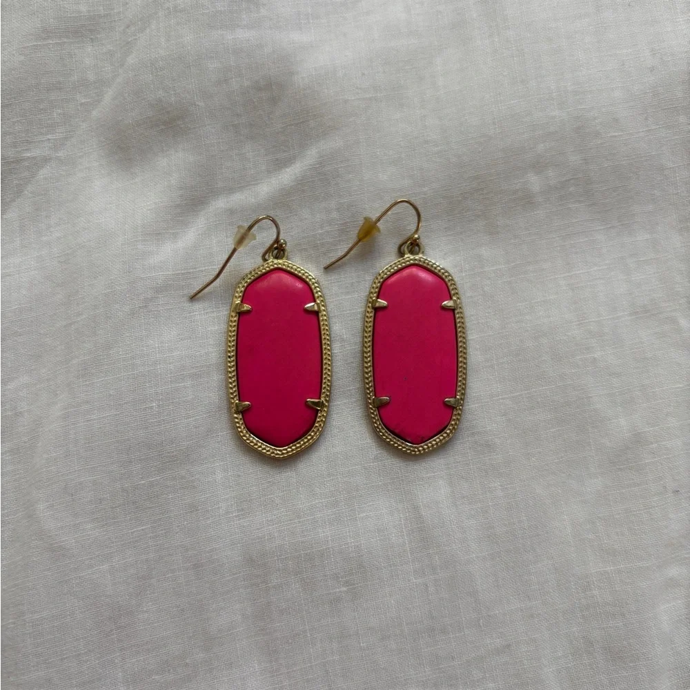 Kendra Scott Magenta Elle Earrings